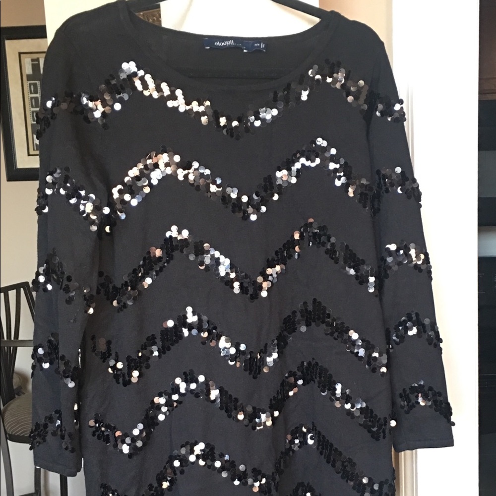SEQUIN BLACK SWEATER